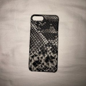 Snakeskin iPhone 8 Plus case